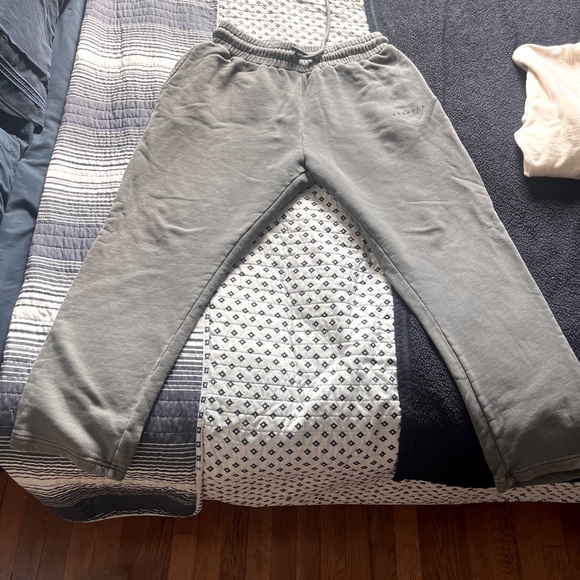YoungLA Other - Men’s YoungLA  no cuff sweat pants.